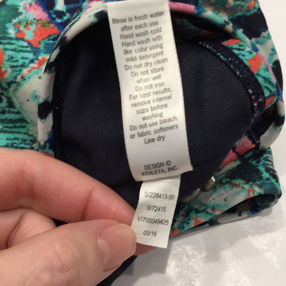 Athleta bikini top38D/DD - Picture 6 of 6